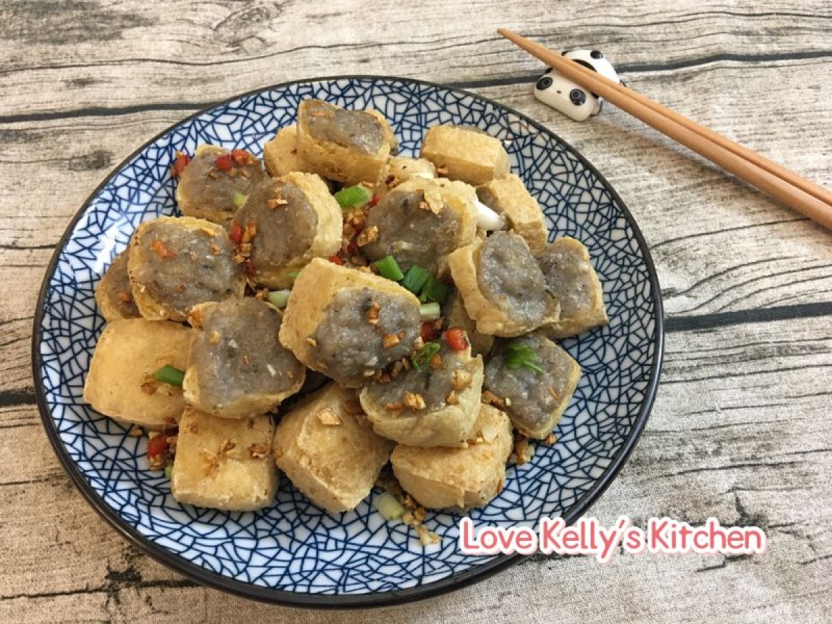 [Boredom Snack] Salt and Pepper Fish-Stuffed Tofu Puffs Recipe ...
