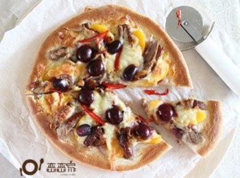 蜜桃烤鴨Pizza by戀戀家