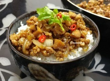 五香香菇肉燥飯