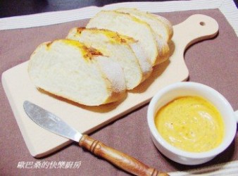 橘蜜奶油乳酪歐風麵包