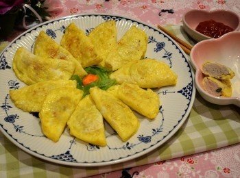  蛋皮煎餃子