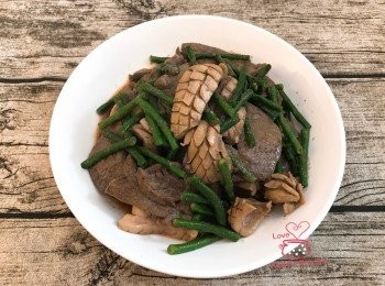 [經典家常菜] 豆角炒腰膶