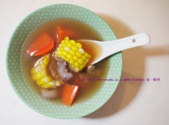 紅蘿蔔粟米素湯