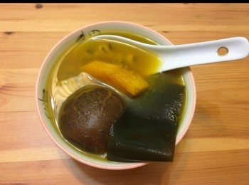 南瓜海帶眉豆冬菇素湯