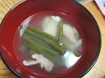 酸豆豬肚湯