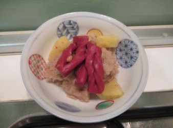 日式煮赤蒟蒻烤麩鳳梨