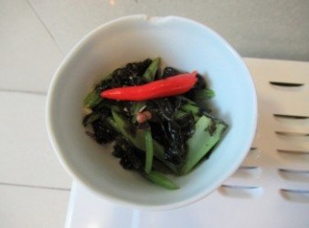 八角香紫菜芹菜