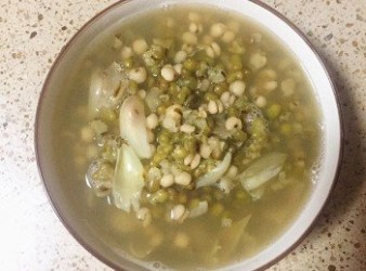 淮山薏米百合汤