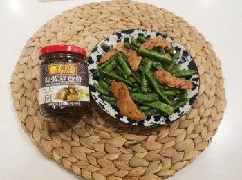 蜜豆炒肉片【李錦記方便醬料幫你輕鬆煮幾味】