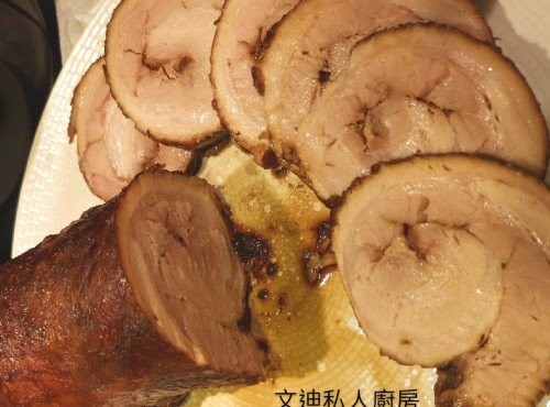 慢煮醬油白豚豬腩卷
