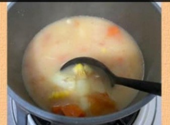 蕃茄薯仔紅蘿蔔魚湯