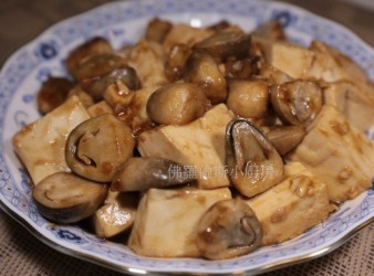 蠔油草菇豆腐
