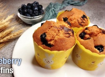 簡易甜品｜藍莓鬆餅 Blueberry Muffins