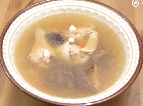 [抗肺炎食譜] 百合枸杞雞湯Chicken soup with Lily Buds and Juju