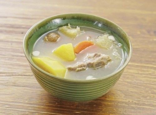 木瓜雪耳無花果湯 Papaya, white fungus and figs soup