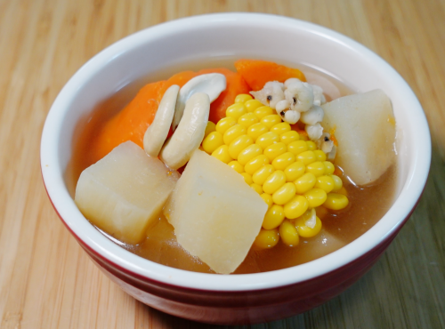 沙葛粟米紅蘿蔔素湯