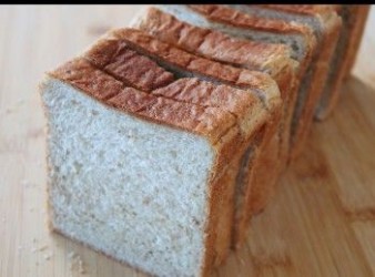 【影片食譜】全麥麵包 中種法
