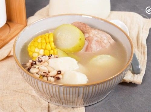 夏日靚湯｜淮山節瓜煲豬展 Chinese yam, hairy gourd and pork shank soup