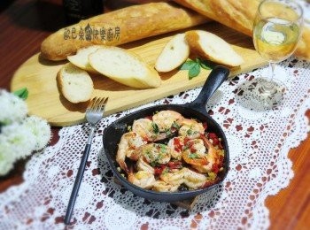 西班牙Tapas的必點菜~橄欖油蒜味蝦