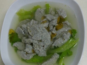 生菜鯪魚肉