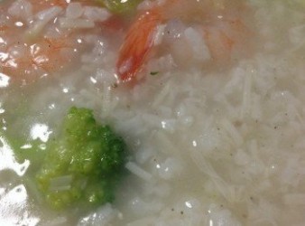 蔬菜海鮮粥