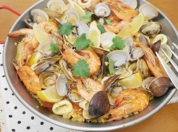 Paella西班牙海鮮飯~西式大鍋飯!!