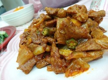 韓風泡菜炒肉片