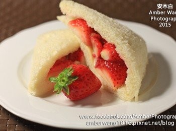 草莓煉奶麵包