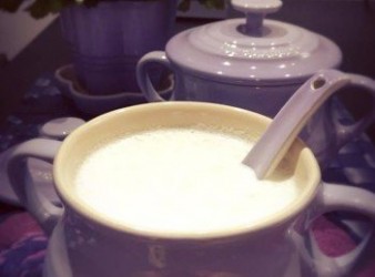 鮮奶椰汁燉雪燕
