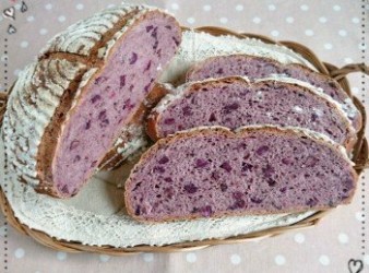 紫蕃薯裸麥鄉村麵包 