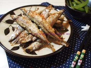 香煎辣味多春魚