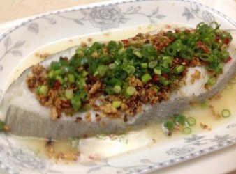 蒜酥鳕魚