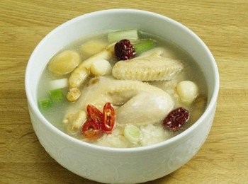 冬蟲夏草高麗參雞湯