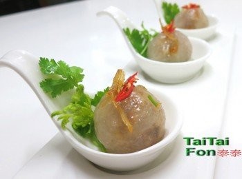 可用來創業的用西谷米做的泰國小點สาคูไส้หมู