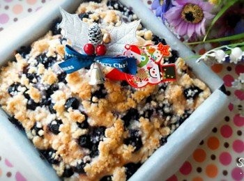 Berryberry crumble cake