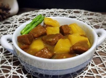 咖喱薯仔燜牛肉