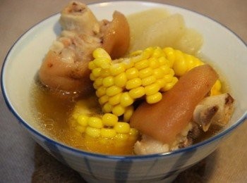 粟米豬手湯