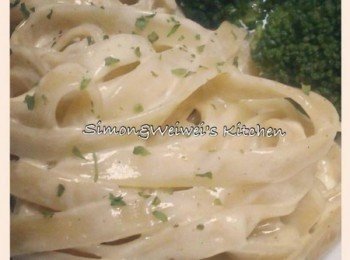 奶醬義大利寬板麵 Fettuccine Alfredo