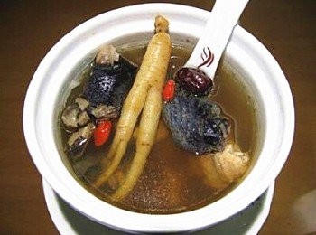 人參烏雞湯