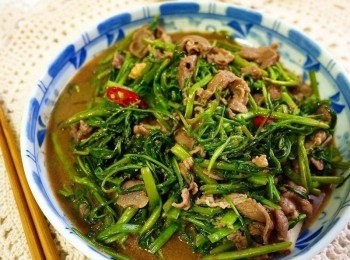 空心菜沙茶牛肉