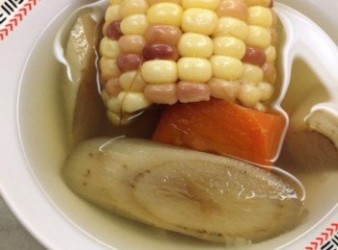牛篣粟米紅蘿蔔素湯