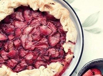 Strawberry Galette