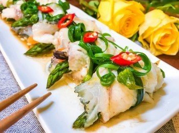 「清蒸龍躉腩卷」