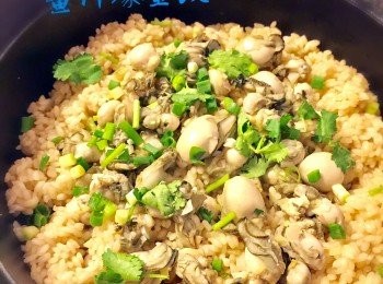 薑汁蠔釜飯 (Oyster Rice)