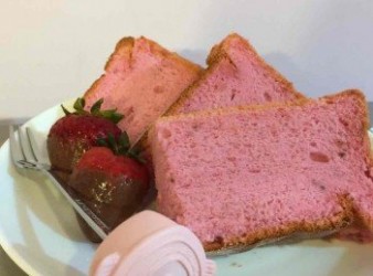 草莓戚風蛋糕