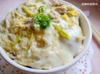 親子丼簡易作法&蔥綠捲絲祕訣