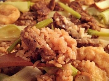 京蔥素牛肉醬油燘飯 (beyond beef recipe)