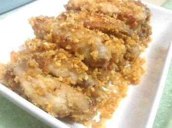 牛油蒜酥單骨雞翼