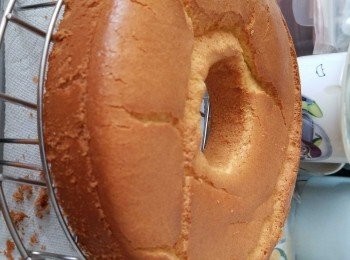  #交功課 戚風蛋糕，咁啱買唔到6吋模，改為7吋模。