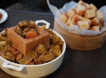 椰香黃咖哩雞 跟麵包仔 #交功課